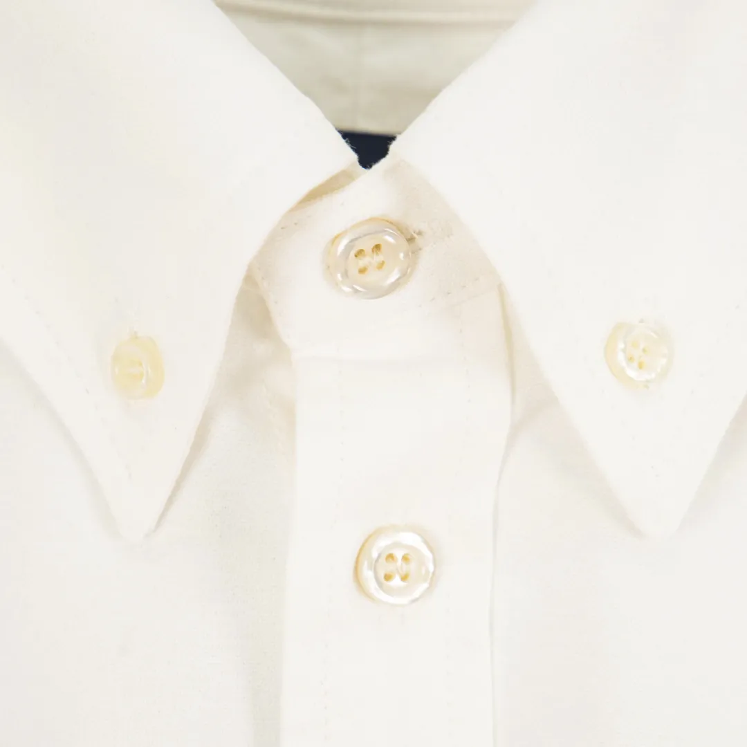 P270 zp version [Exclusive supply] Ralph Lauren/Ralph Lauren's classic evergreen single product 100 cotton Oxford spun old money style casual long-sleeved shirt. 100% restored workmanship. The entire garment is embedded with seams and clean edges. The upper back seams are reorganized for a better fit. ✅ 100 cotton Oxford spun on the face. Pre-wash treatment. The texture is tight and soft. ✅ Custom dyed original pearlescent white bottom buttons. Size partitions. ✅ Special shaped chiffon foil is included in the collar door tube. It is not easy to deform and pull. ✅ RL classic version of the Oxford shirt. The thick and crisp feeling brought by the Oxford cloth. It can be worn alone or as an outer layer. It can be worn in all seasons. It is a must-have item for the wardrobe. Get it with your eyes closed. Color: black, white, pink, blue, carbon gray, khaki, navy blue and red label, dark blue and white label (8 colors) Size: S M L XL Number: WW10974